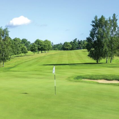 Renforcer les greens de golf en été
